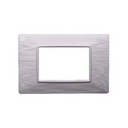 Placca Plastica Serie Starlight 3P Colore Bianco Satinato Compatibile Con Vimar Plana