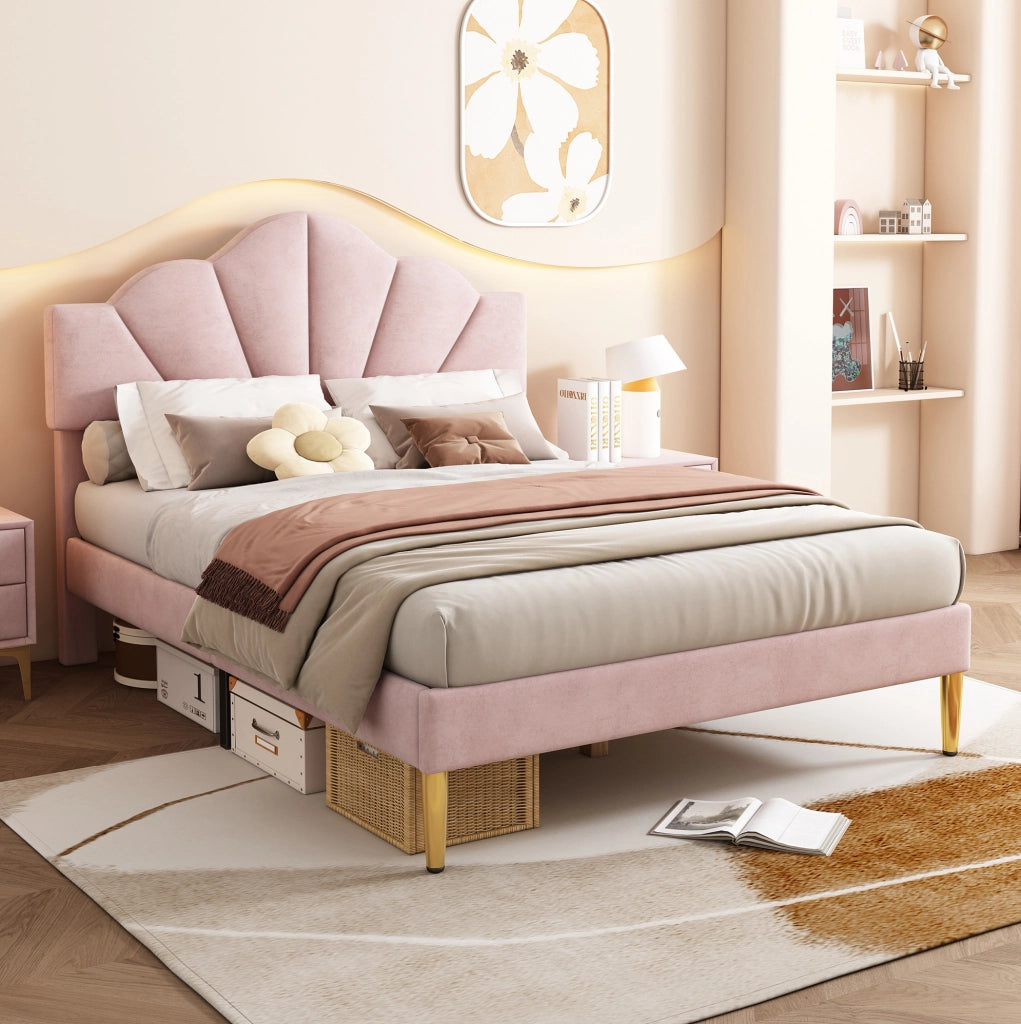 Letto imbottito in velluto 140x190 cm rosa con testiera a conchiglia e piedi dorati