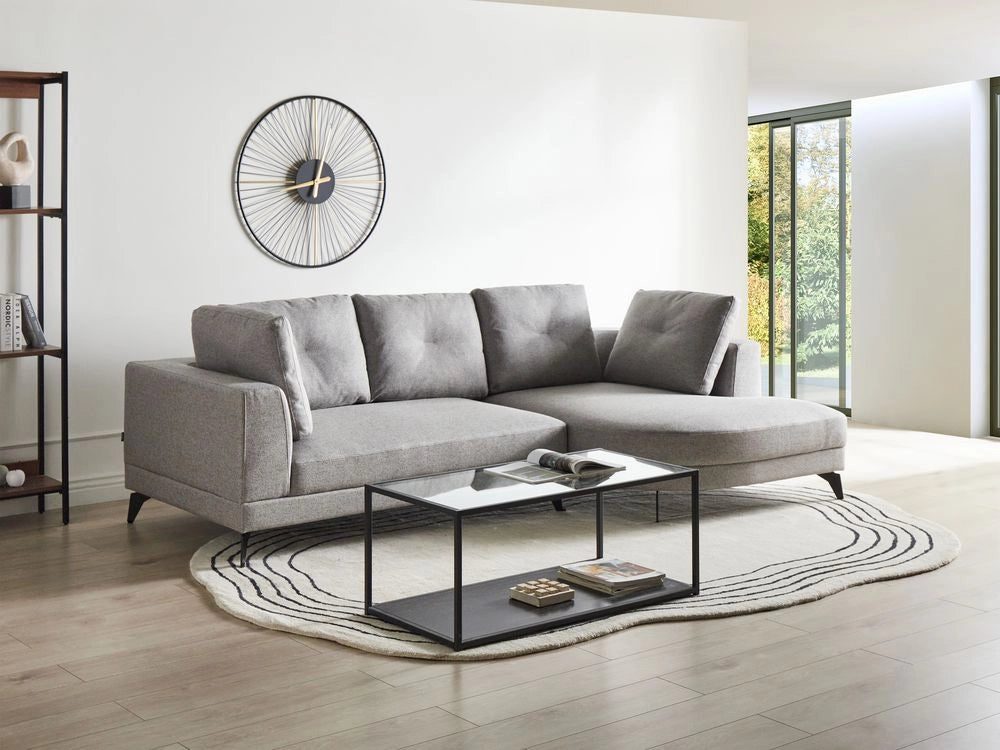 Divano angolare moderno con bracciolo sinistro Rivestimento in lino sintetico idrorepellente Gambe in ferro nero con cuscini grigio
