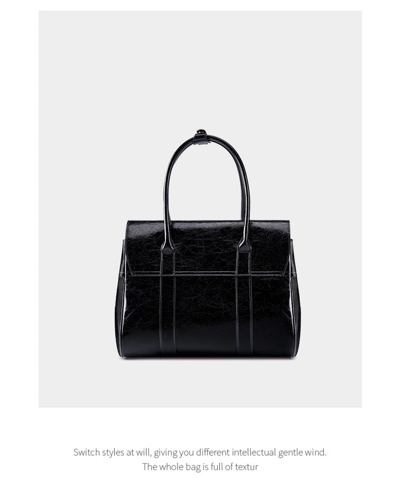 Borsa tote di grande capacit¨¤ in vera pelle morbida, nera