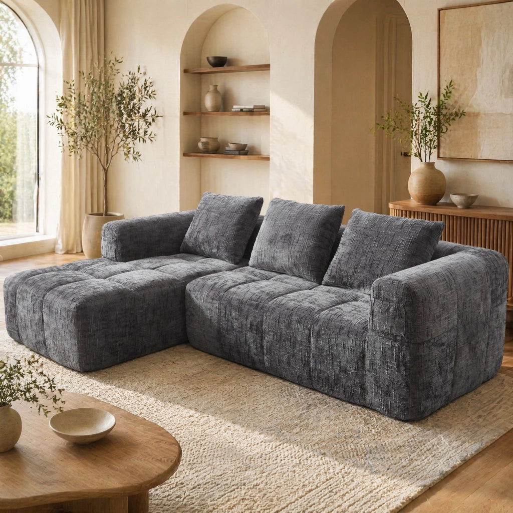 DIVANO angolare 250x158x60 cm in chenille grigio, con chaise longue e tasche laterali