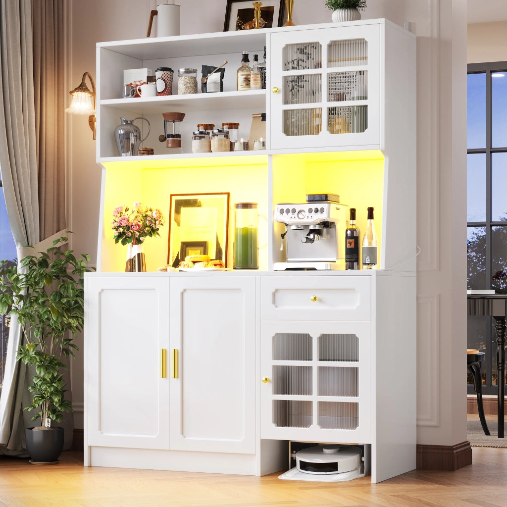 Credenza alta da cucina con LED, ante in vetro e spazio per robot aspirapolvere, bianca, 130 × 45 × 180 cm