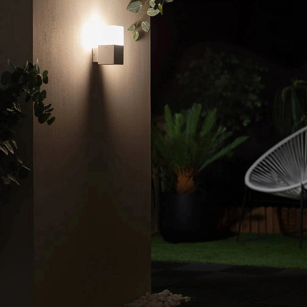 Trade Shop - Applique A Muro Per Esterno Lampada Da Parete In Alluminio Attacco E27 Ip44 B160 -
