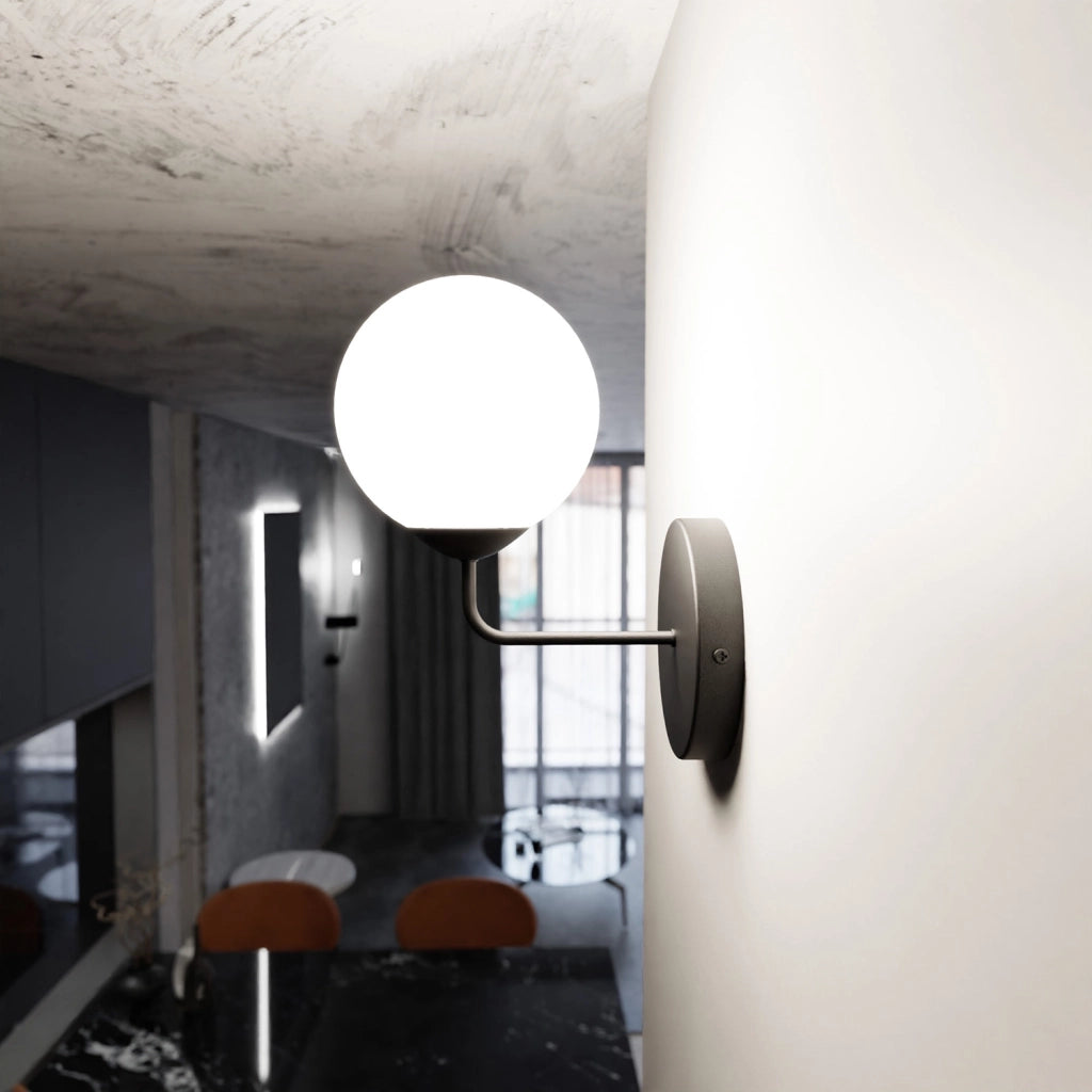 Applique Moderna 1 Luce Susanoo In Acciaio Nero E Vetro A Sfera Bianco
