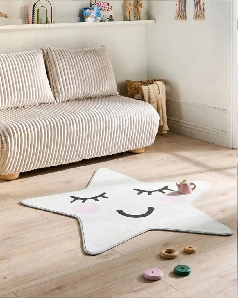 Tappeto bianco 120 x 120 cm a pelo corto a forma di stella per la sala giochi dei bambini