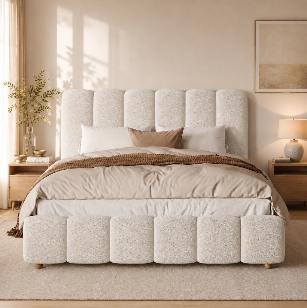 Letto matrimoniale 140x200 cm con contenitore idraulico e rete a doghe; bouclé bianco