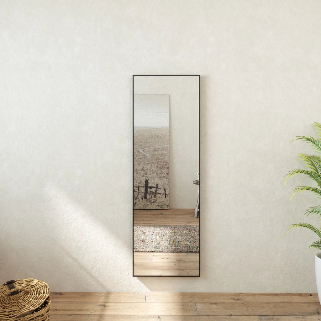 Specchio a corpo intero 150x50cm, design moderno e adatto per svariate scenari.