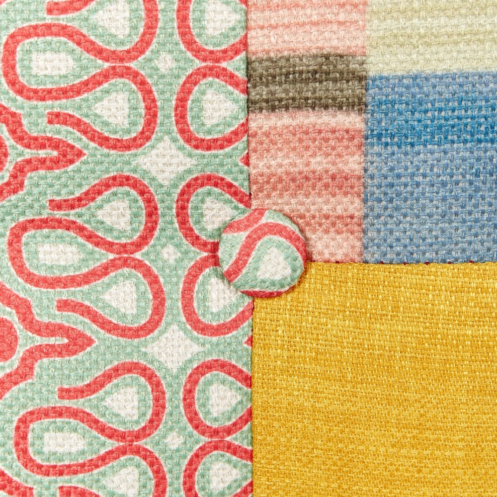 Poltrona Multicolore Tessuto Patchwork Tappezzeria Con Bottoni Retro Sedia Club Stile Retrò