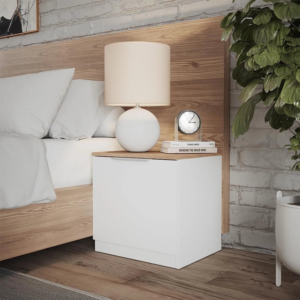 Comodino camera da letto Betti, Bianco/Sonoma, 50 x 50 cm con 1 porta, per riporre oggetti di uso quotidiano e combinabile