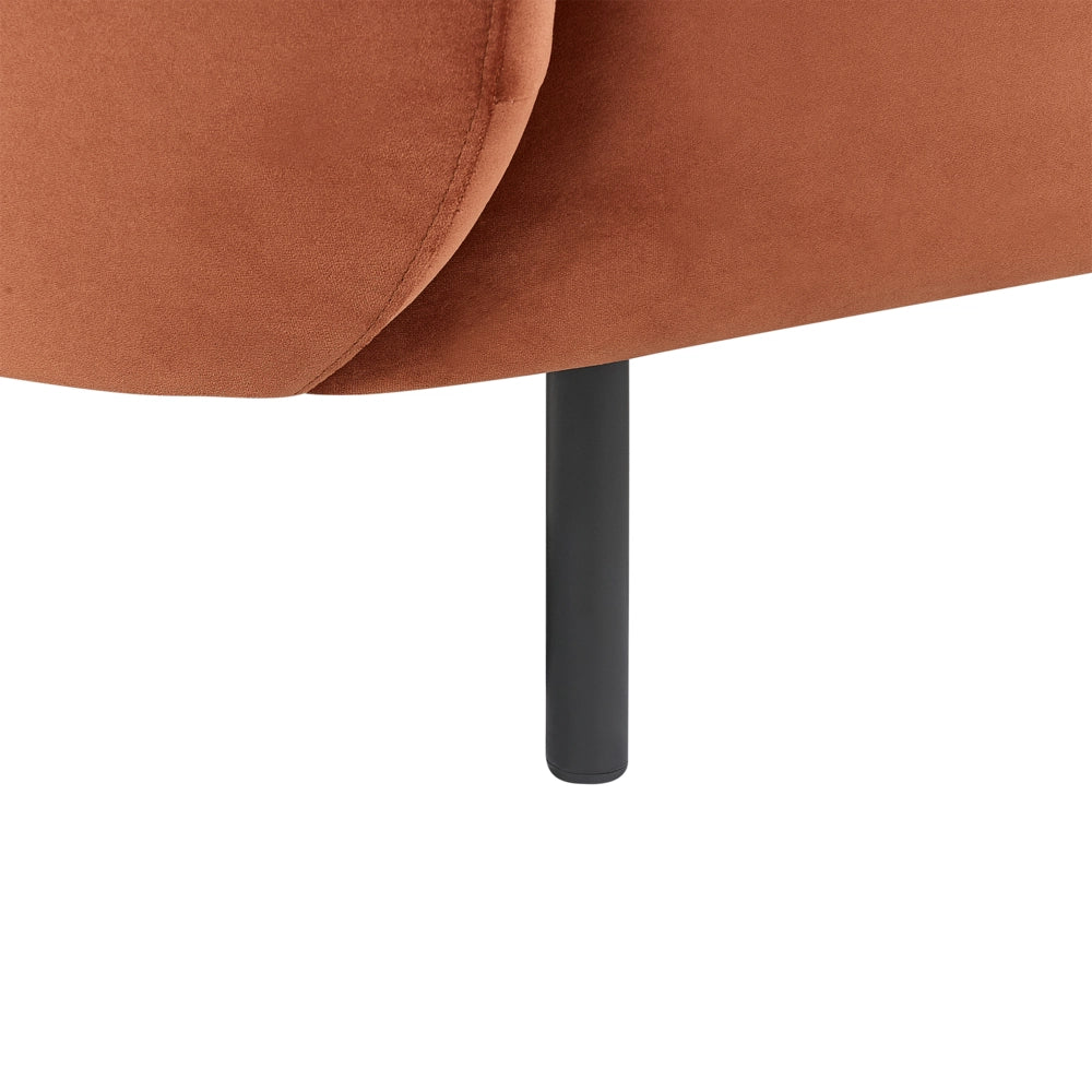 Divano 2 posti in poliestere arancione con gambe nere stile glamour retrò soggiorno
