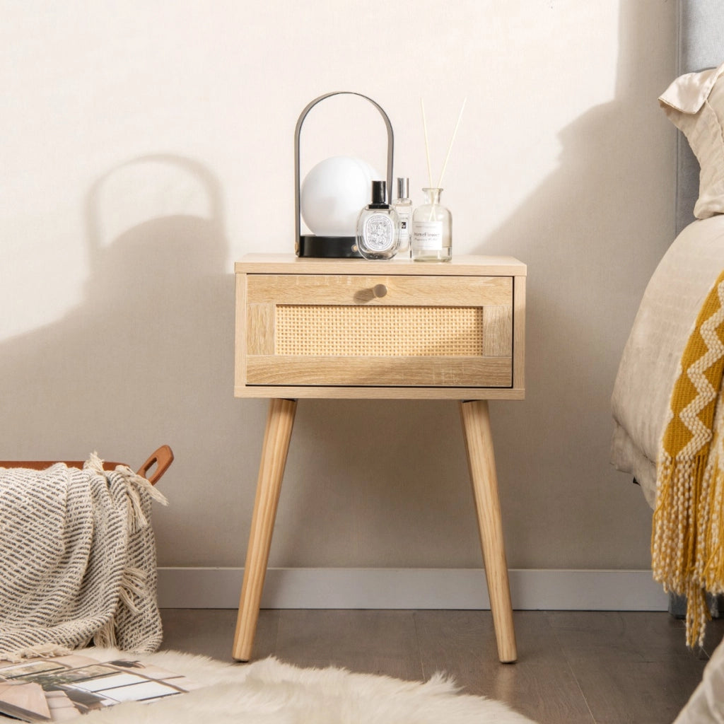 Set di 2 Comodini in rattan con decorazione intrecciata a mano-Tavolini da letto boho in legno stile mid-century Naturale