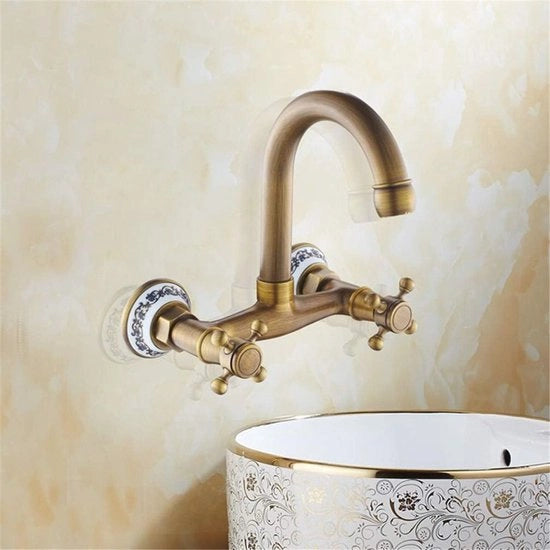 Bocca doccia a due maniglie con miscelatore girevole per acqua calda e fredda