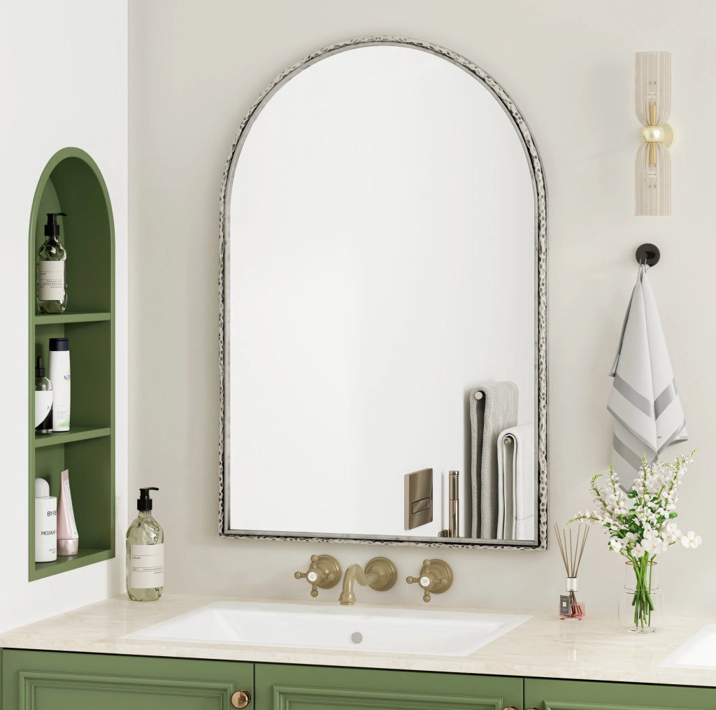 Specchio da parete ad arco 91 x 61 cm in vetro e metallo argentato