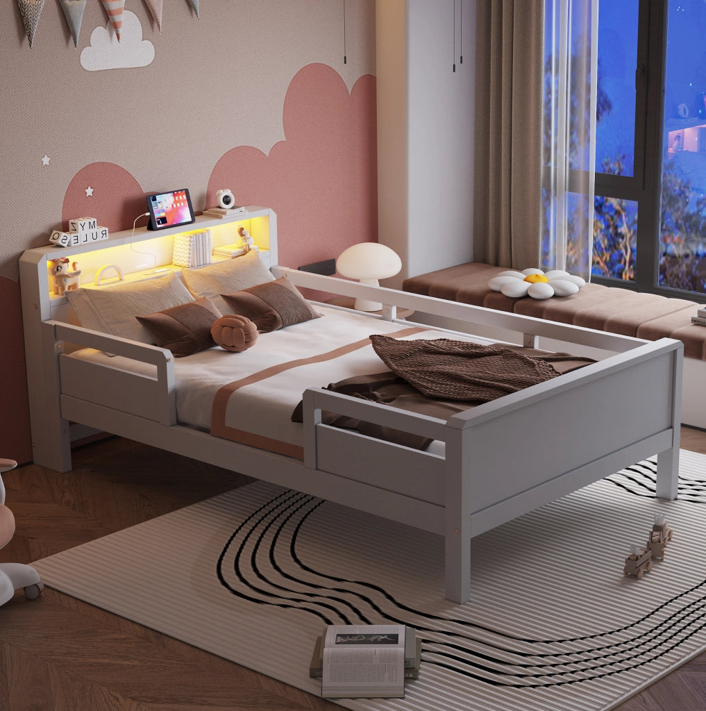 Letto singolo 90x200 cm con luce LED e presa USB e Type-C; testiera con ripiano; legno bianco