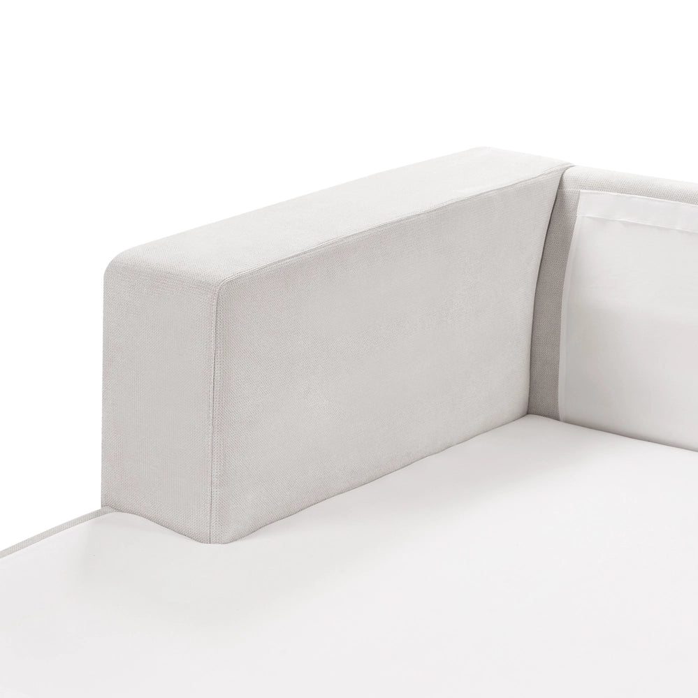 Divano angolare a 3 posti a destra Tessuto bianco Braccioli imbottiti a binario Cuscini aggiuntivi Stile moderno minimalista