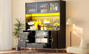 Credenza ULEVR 140x40x180 cm con vetrine, cassetti, ripiani regolabili e LED multicolore, nera
