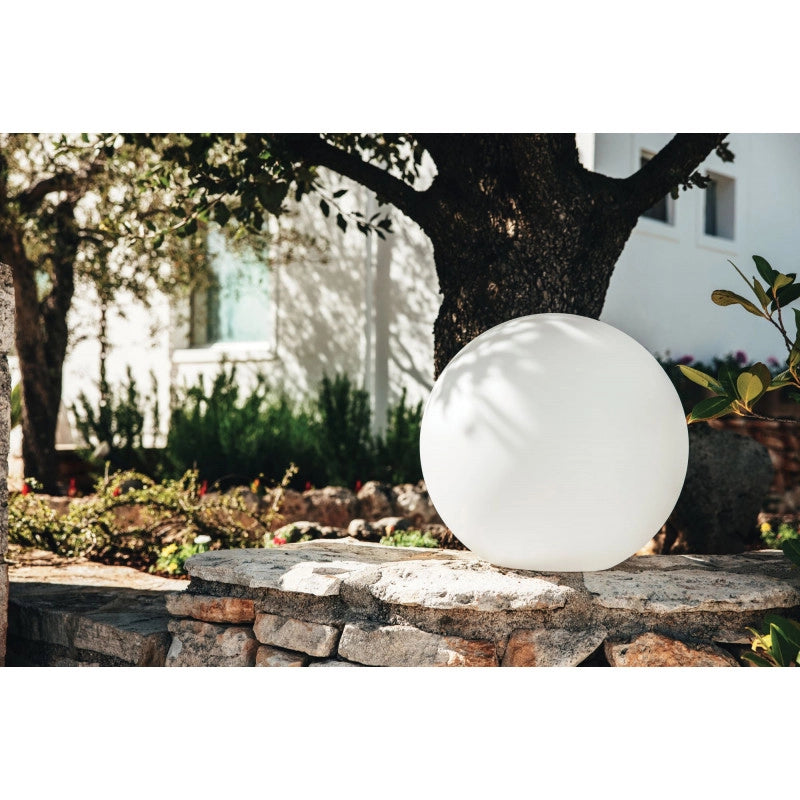 Lampada sfera di design Ø70 in polimero luce bianca per interno ed esterno - Made in Italy - Monacis