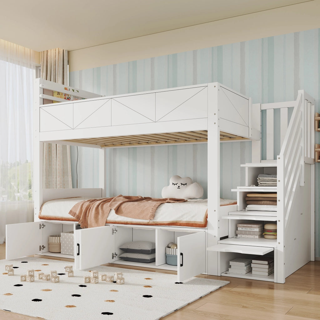 Letto a castello per bambini 90x200 cm con scala contenitore, vani portaoggetti sotto il letto, sponde di sicurezza alte e libreria, legno bianco