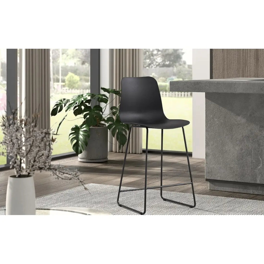 Sedia da bancone ''Mario'' PP Nero, dimensioni: H100,5 x L51 x P44cm