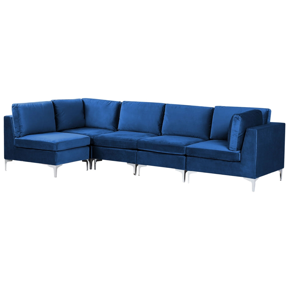Divano componibile ad angolo versione destra in velluto blu marino a 5 posti con gambe in metallo argento stile glamour