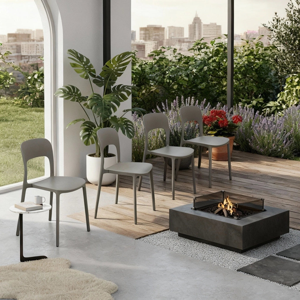 Set 4 Sedi In Polipropilene Impilabili Leggere E Resistenti Ideali Per Esterni Terrazze Giardini Bar Dehors Ristoranti Per Giardino 41 x 82,5 x 52 cm Grigio