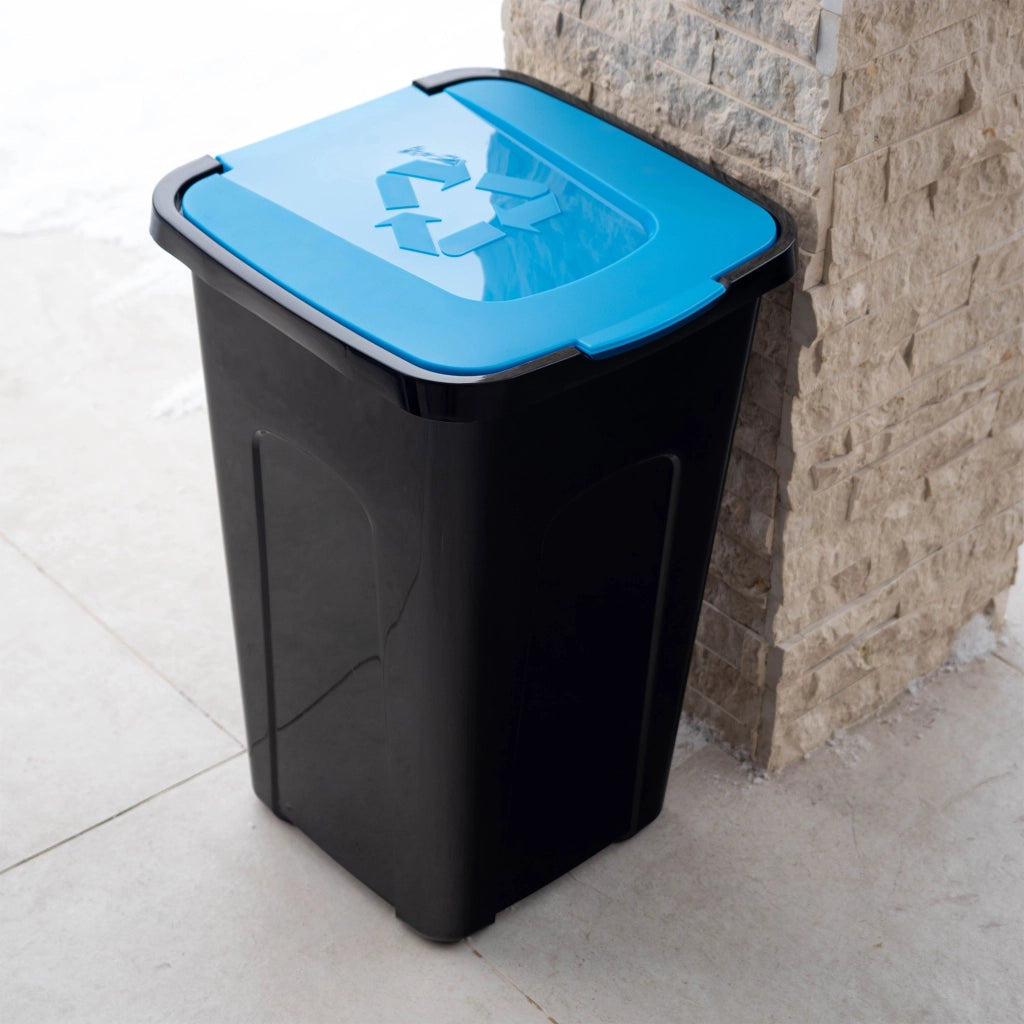 Contenitore per la raccolta differenziata dei rifiuti KADAX, 50 litri, colore blu.