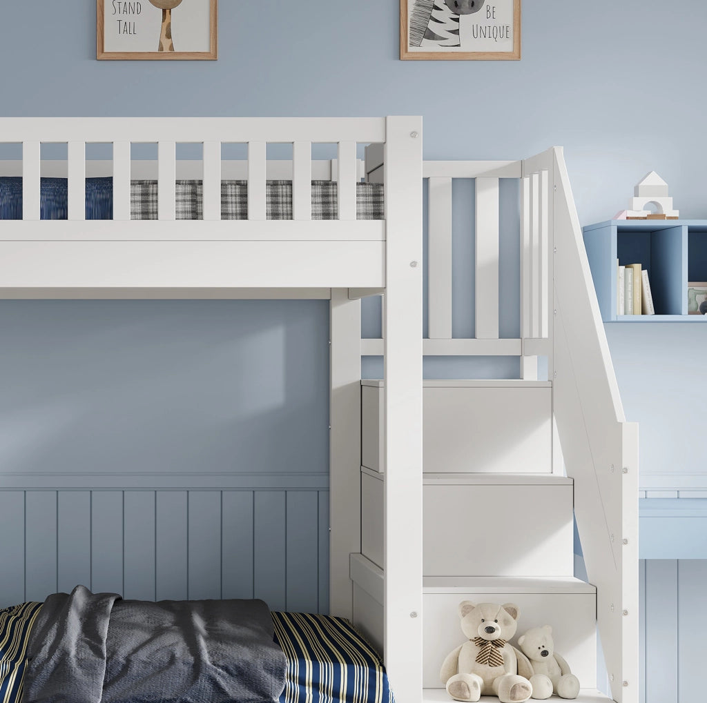 Letto a castello per bambini 90x200 cm in legno bianco con scala contenitore; 2 cassetti e barriera di sicurezza