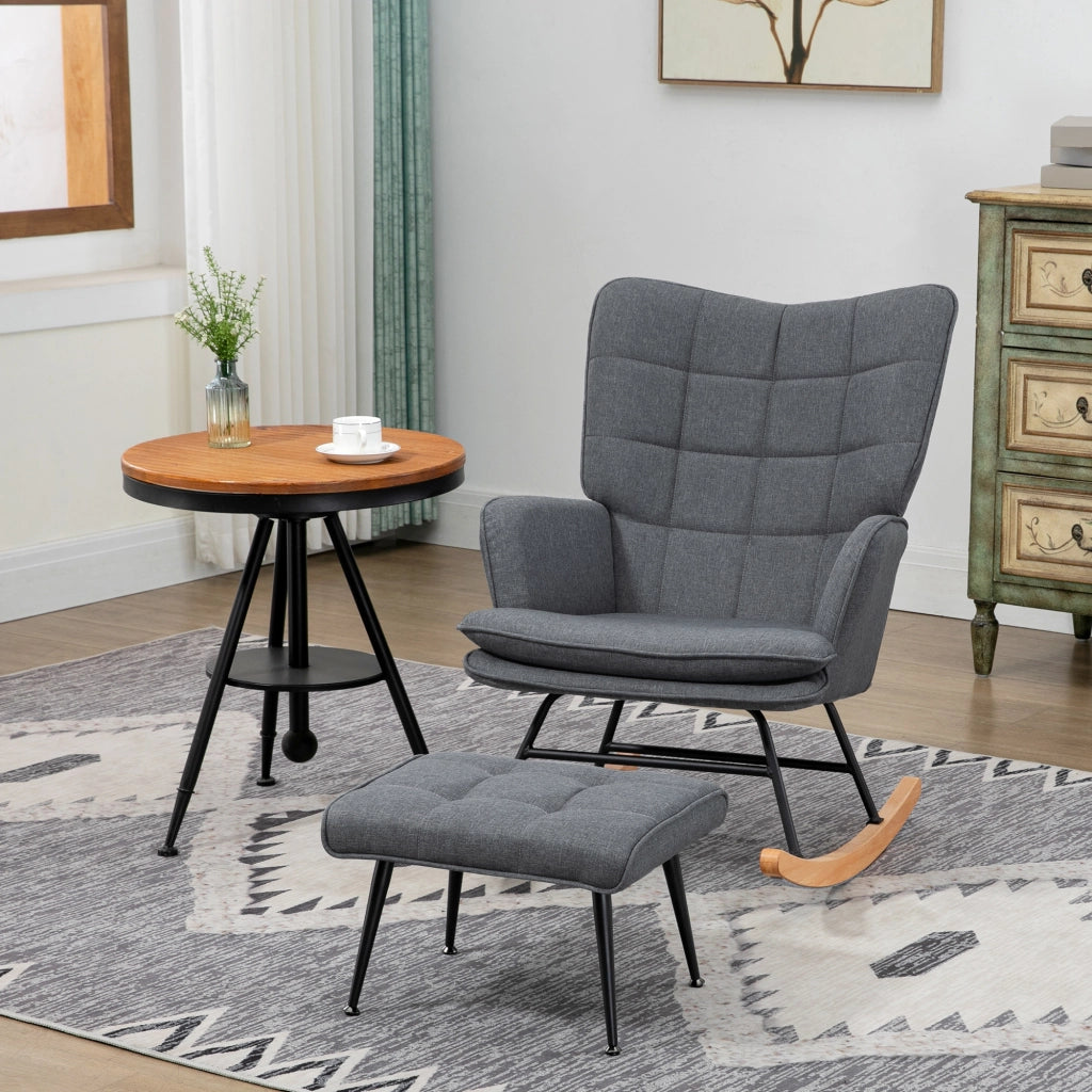 Poltrona a dondolo con pouf, schienale alto imbottito e braccioli, base in legno di faggio, in poliestere grigio 64 × 89 × 90 cm