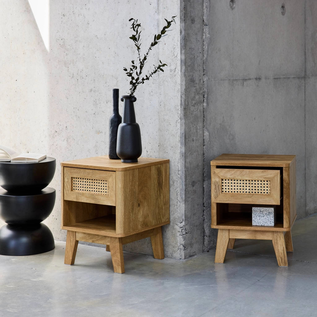 Set 2 comodini con decorazione in legno e canna da zucchero, marrone