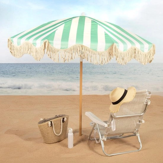 Parasole per spiaggia con 8 balestre 200 cm strisce verdi smaragd con frange maniglia inclinabile asta in acciaio protezione UV 30 inclusa borsa portatile ottimale per spiaggia e outdoor 200 cm