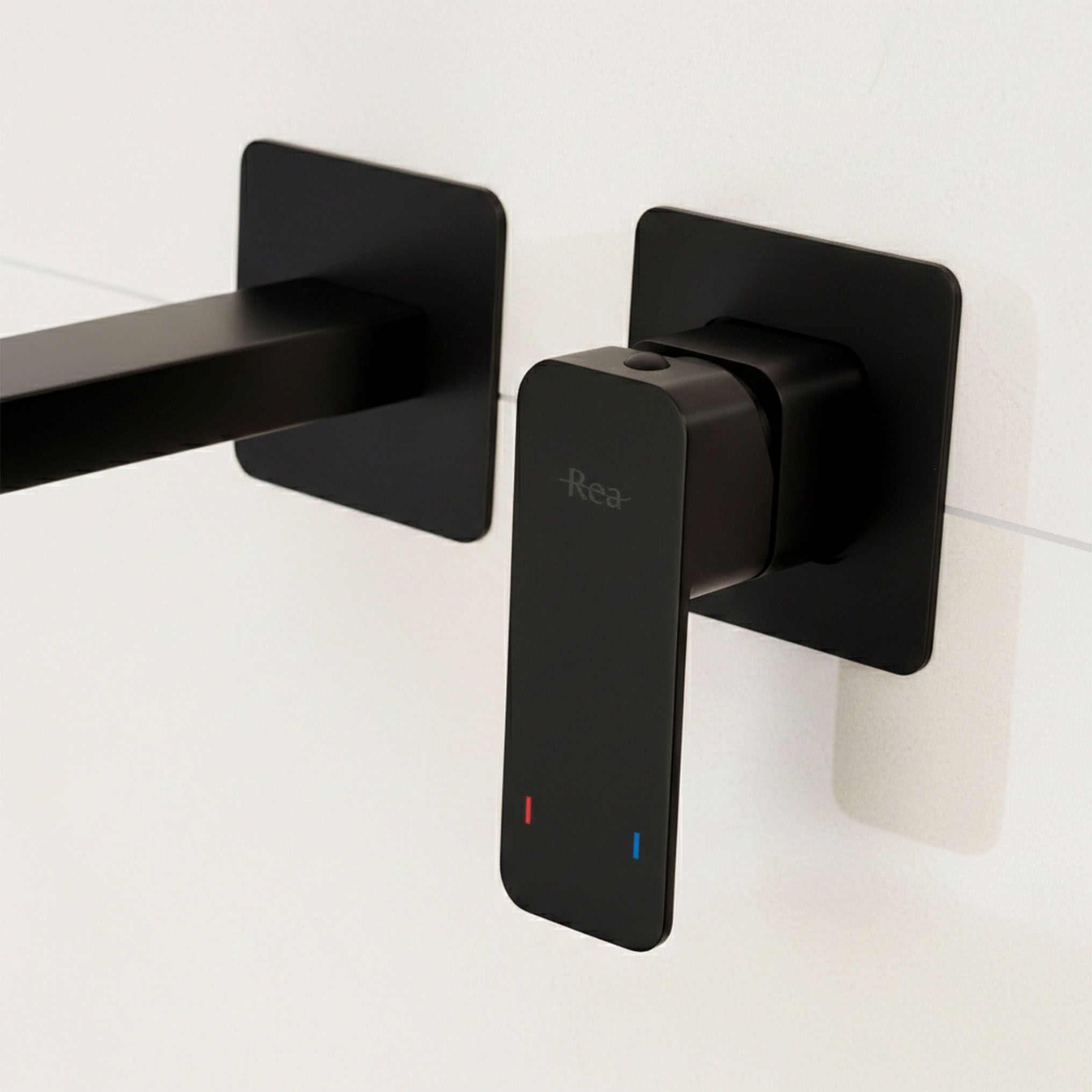 Rubinetto Da Parete Rea Arlo Black
