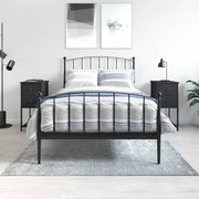 Comodini 2 pz-Set di 2 Tavolino da notte Neri 32x42x70 cm in Legno Multistrato
