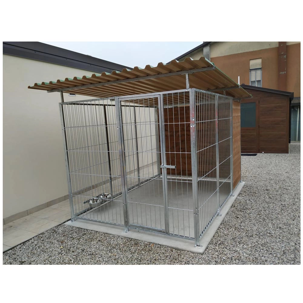 Recinto per cani da 2x3 metri coperto con retro e 1 metro dx o sx in legno con portaciotole zincato a caldo