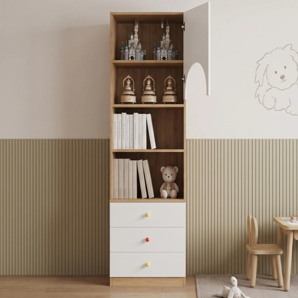 Libreria alta bianca e effetto legno con tre cassetti e tre ripiani in MDF