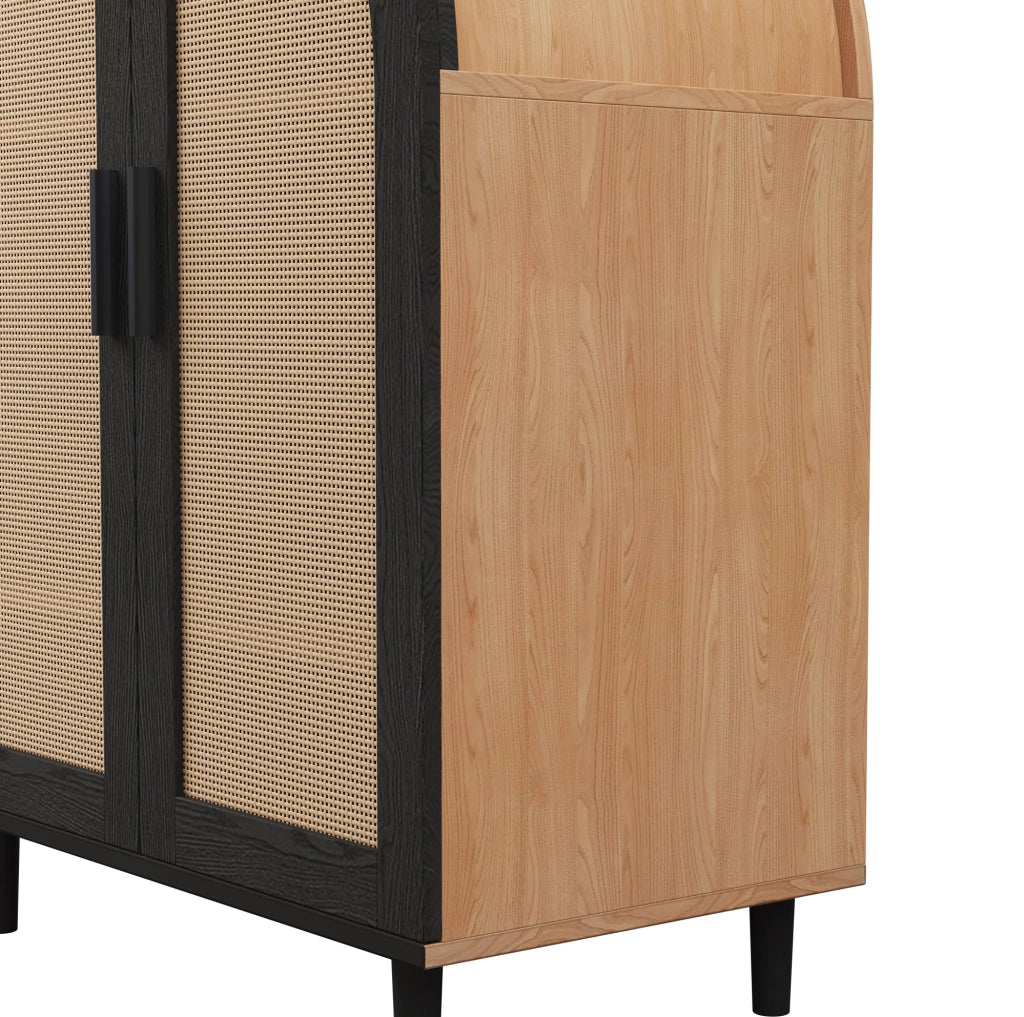 Scarpiera sideboard con ante in rattan; 70x40x100 cm; in MDF e truciolare; naturale e nero