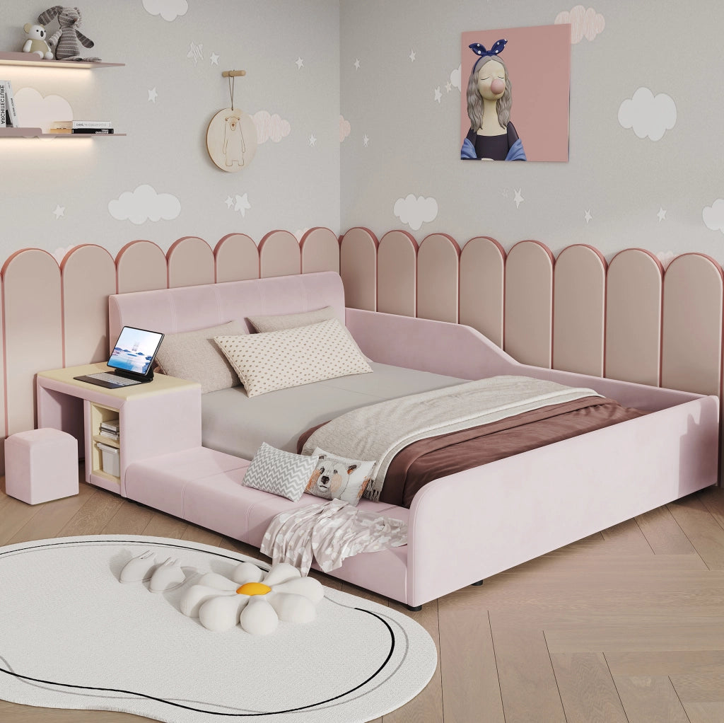 Letto imbottito 140x200 cm con scrivania; sgabello e ripiano in velluto rosa