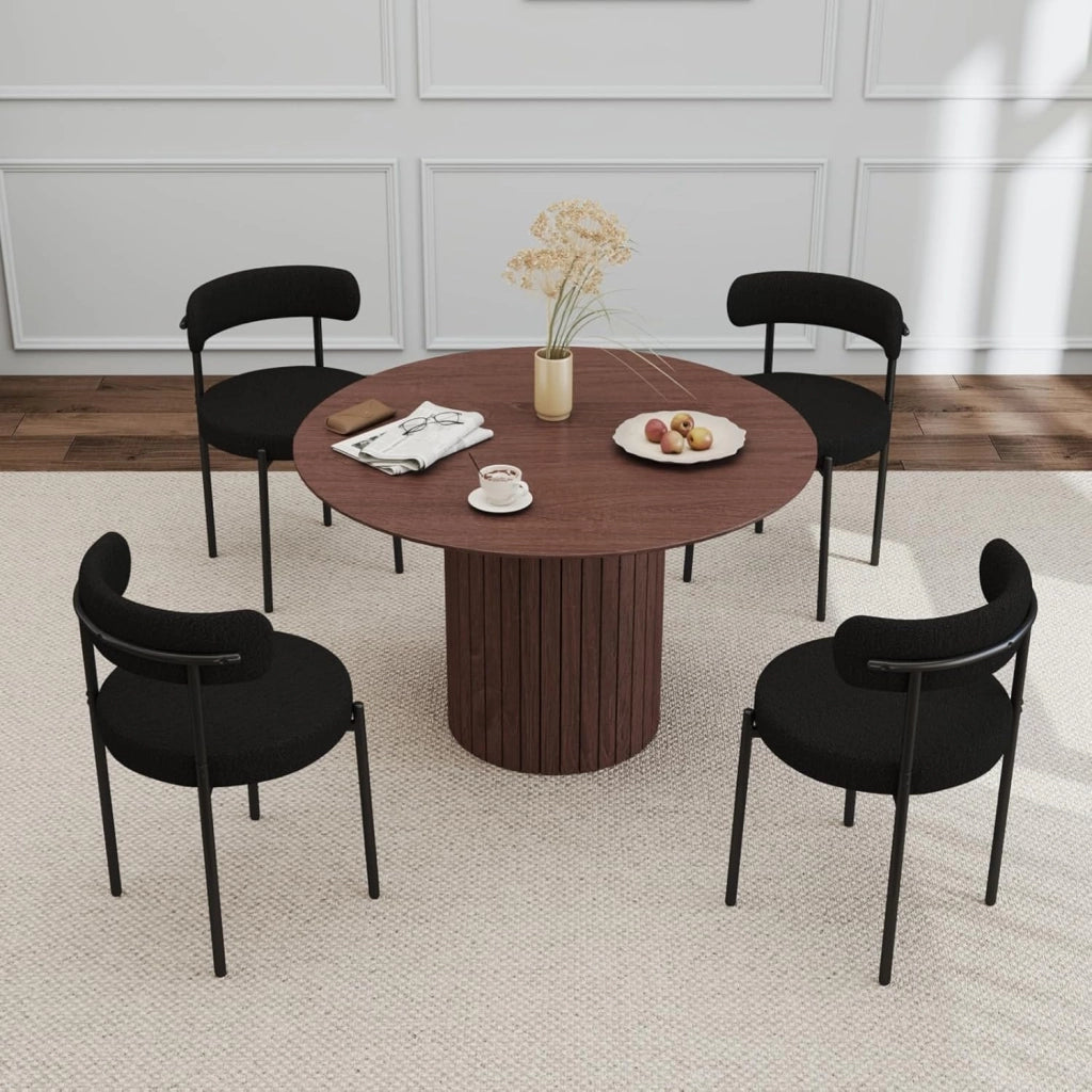 GrandCA HOME Set Tavolo e Sedie da Pranzo: Tavolo da Pranzo Rotondo in Legno da 120 cm + 4 Sedie, Per 4-6 Persone, Marrone Scuro + Grigio