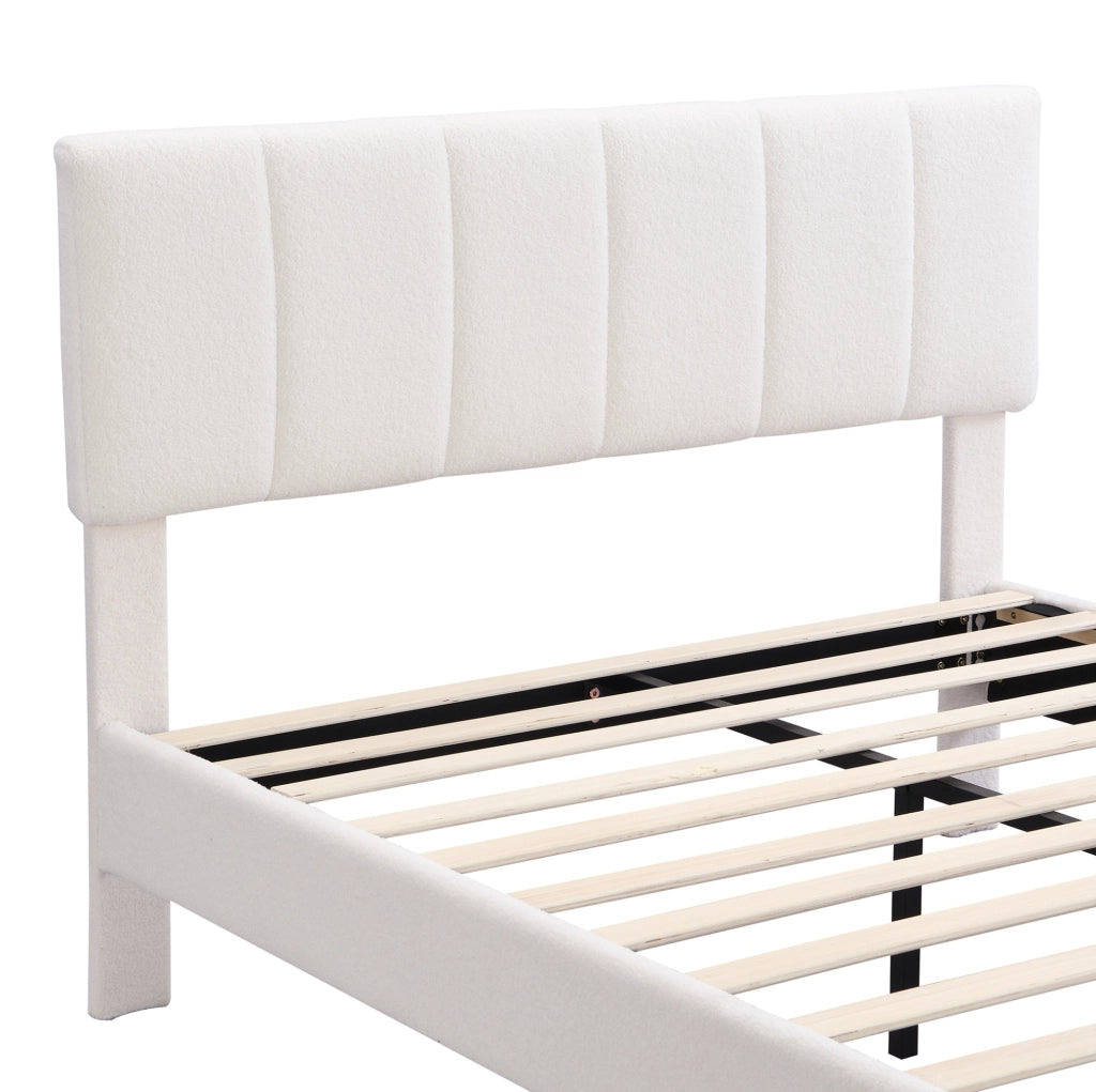 Letto imbottito 140x190 cm in tessuto Sherpa beige con rete a doghe e piedi in ferro