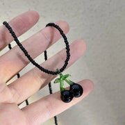 Collana fatta a mano con perline nere: ciondolo a forma di ciliegia, idea regalo