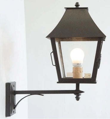 LAMPADE LINEA ESTRUSCA LAMPADA A MURO LANTERNA CON SPORTELLO E BRACCIO SOTTO