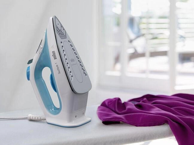 Braun TexStyle 1 Ferro da stiro a secco e a vapore Piastra in Ceramica 2000 W Blu, Bianco
