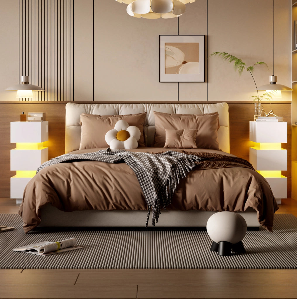 Set di 2 comodini stretti con LED; USB e Type-C; 3 cassetti; 20x40x59;5 cm; bianco