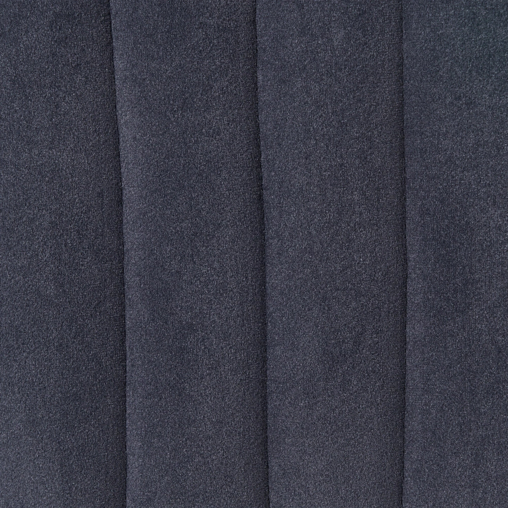 Pouf rivestito in velluto nero con gambe in metallo dorato seduta quadrata 47 x 47 cm per un salotto glamour