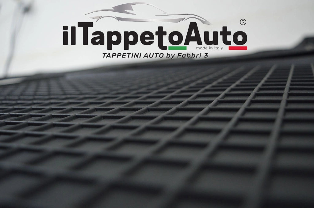 82B-820058 - Tappeto gomma baule - Mazda 3 Berlina dal 03/2019-