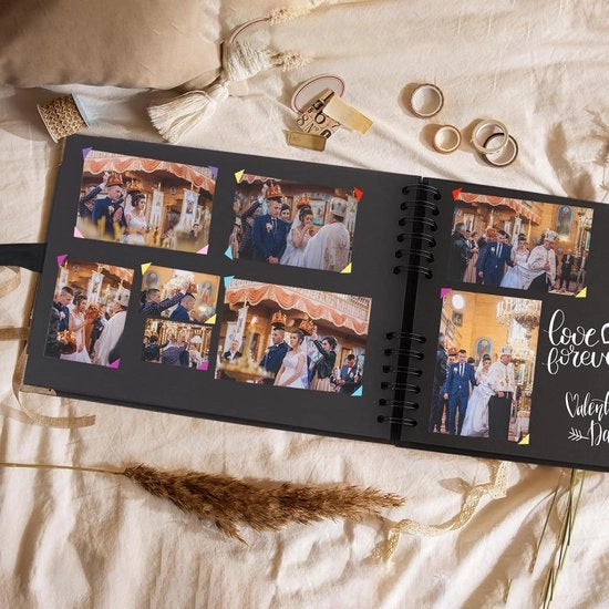 Album di Foto 80 pagine con pagine nere Libro di Foto per incollare con 6 adesivi e 6 penne metalliche Regalo per Anniversario Festa di Compleanno Diploma 9 x 21.5 - Fai da Te