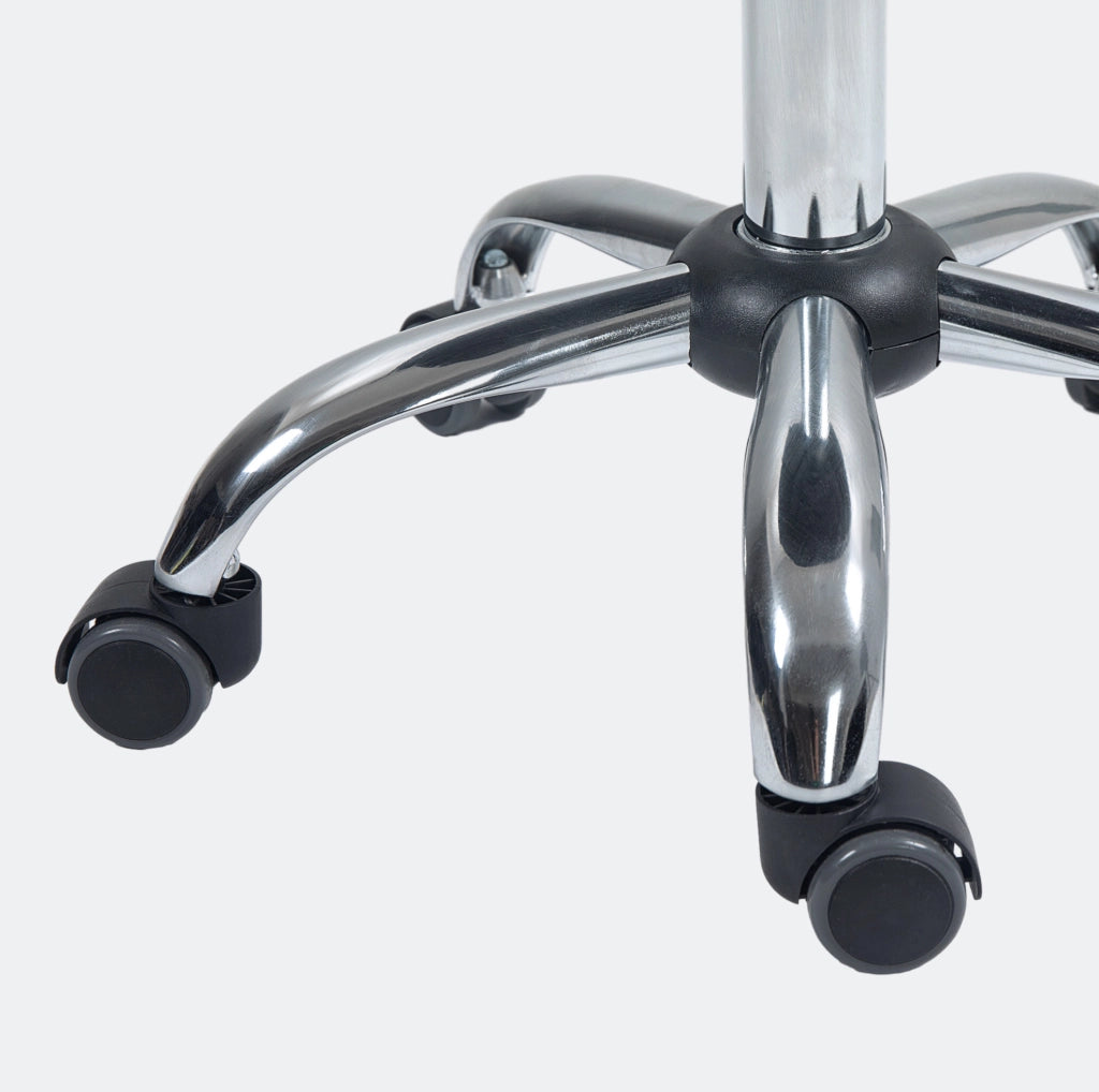 Sgabello da massaggio con ruote 51-66 cm in metallo cromato nero e similpelle