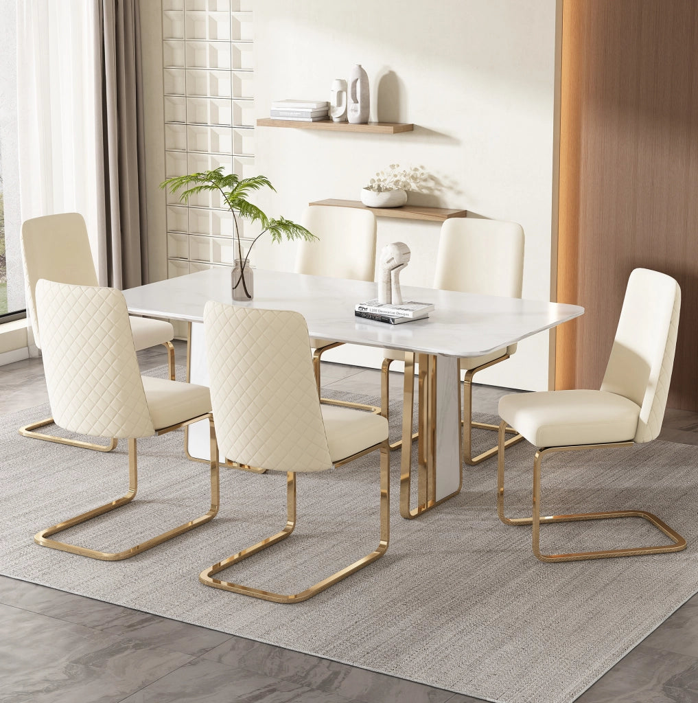 Set di 2 sedie in velluto con schienale a rombi e gambe in metallo; beige