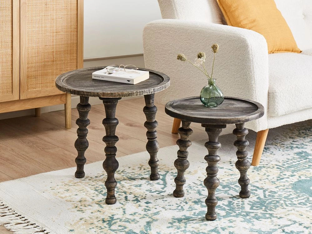 Set di 2 tavolini in legno di mango scuro con base rotonda Design tradizionale