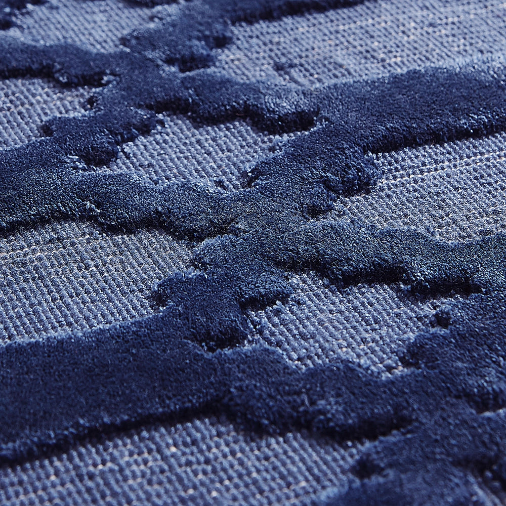 Tappeto Blu Viscosa 140 x 200 cm Motivo Geometrico Tessuto a Mano Flatweave
