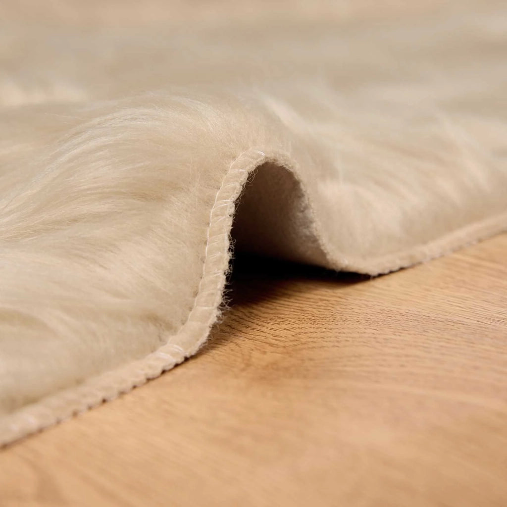 Tappeto in finta TAFALLA Beige 60 x 110 cm Poliestere 42021477